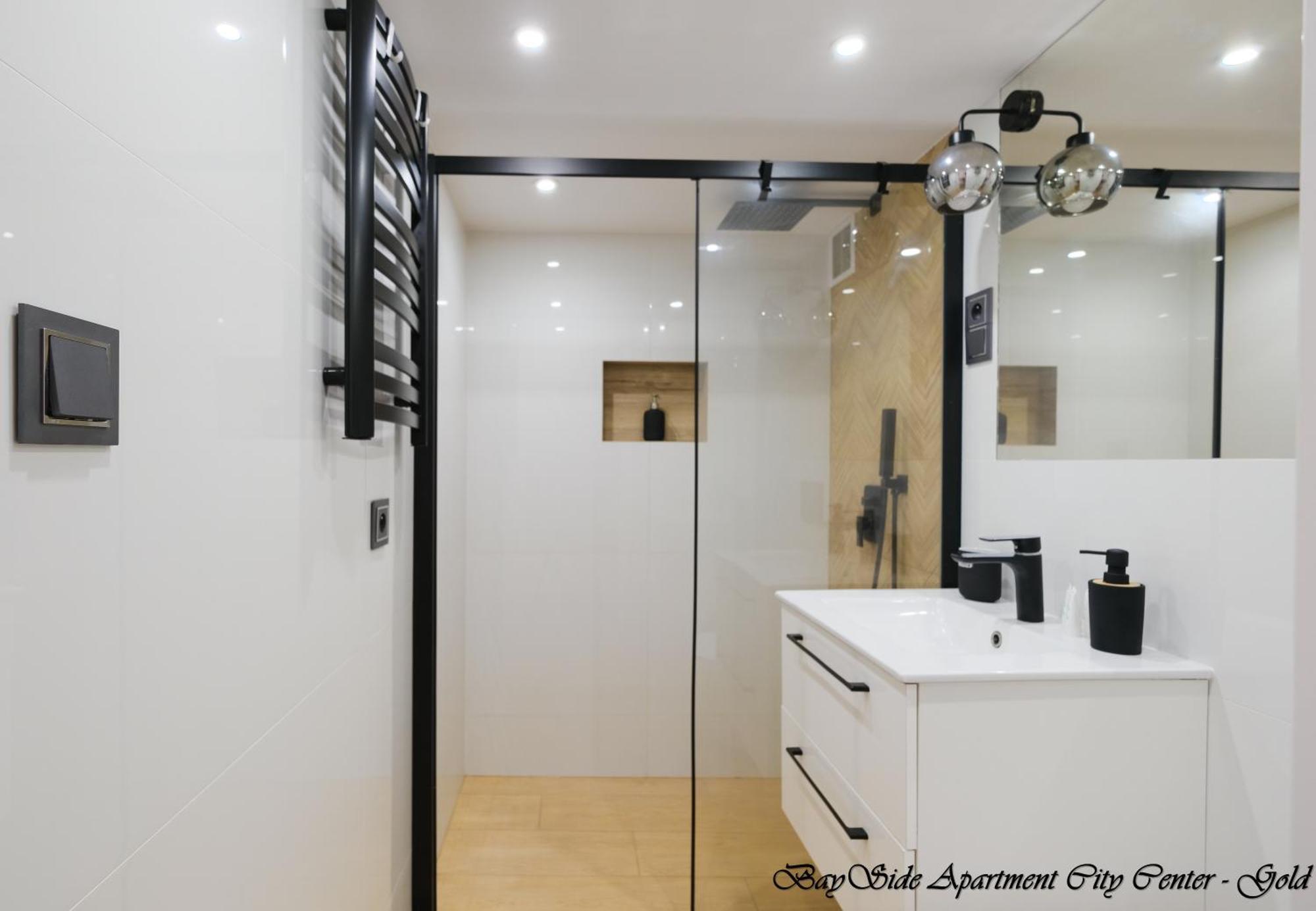 Bayside Apartments City Center Danzica Esterno foto